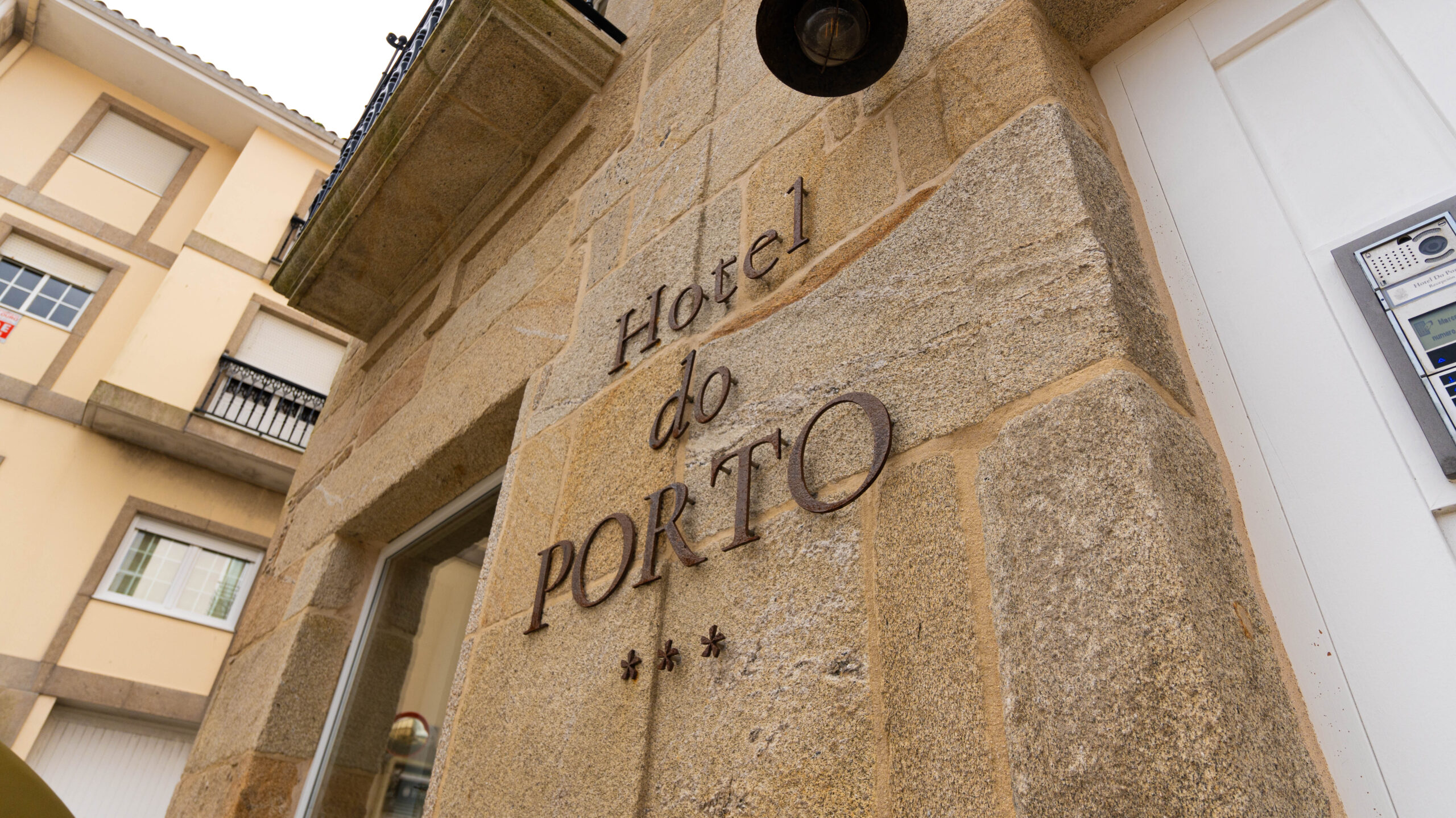 Exterior_HotelDoPorto-4 HotelDoPorto Galacia rodaje spot y redes sociales. Productora audiovisual cantabria